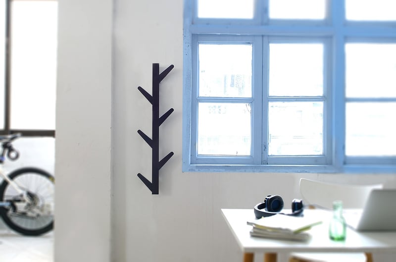 Wall-mounted pots